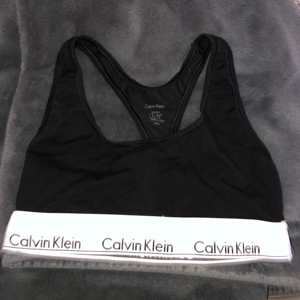 black and white calvin klein sports bra